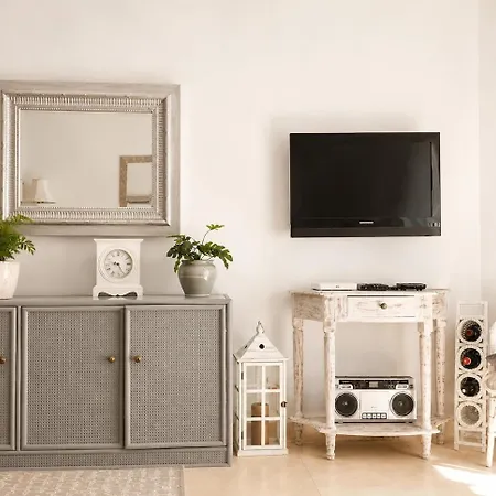 Spacious 2 Bedroom Hyacinth Flat 5 아파트 세인트폴스베이